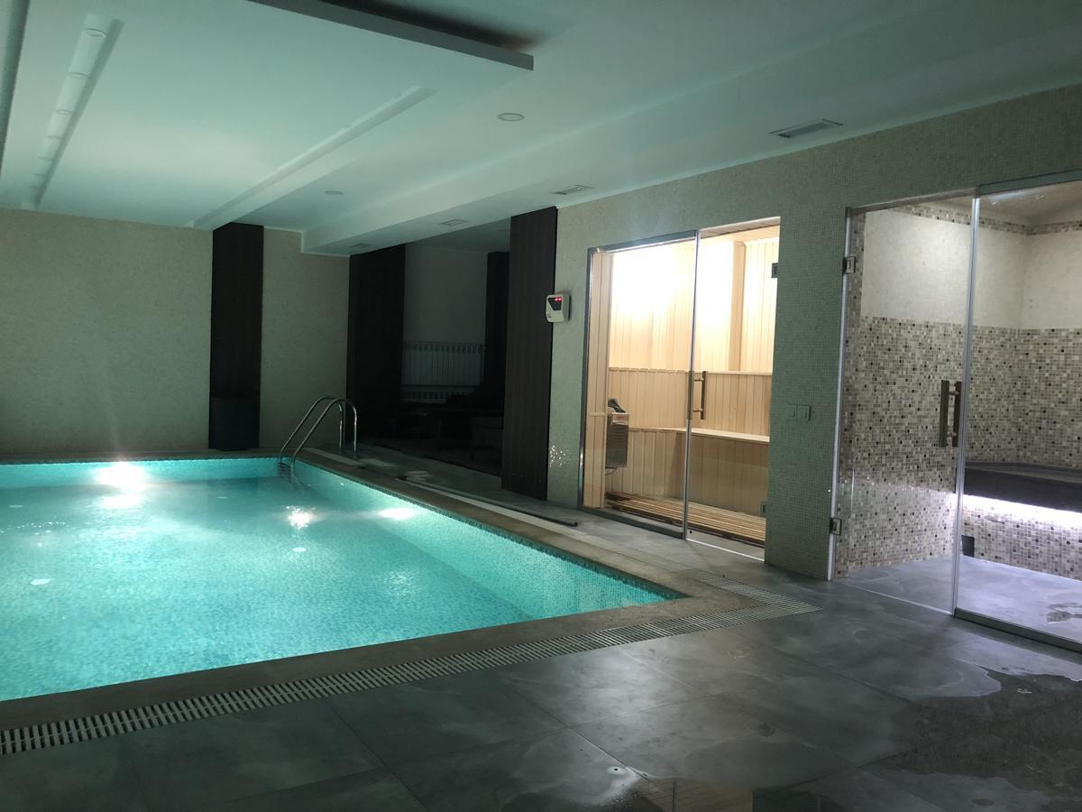 Astor Hotel & Spa Бишкек Екстериор снимка