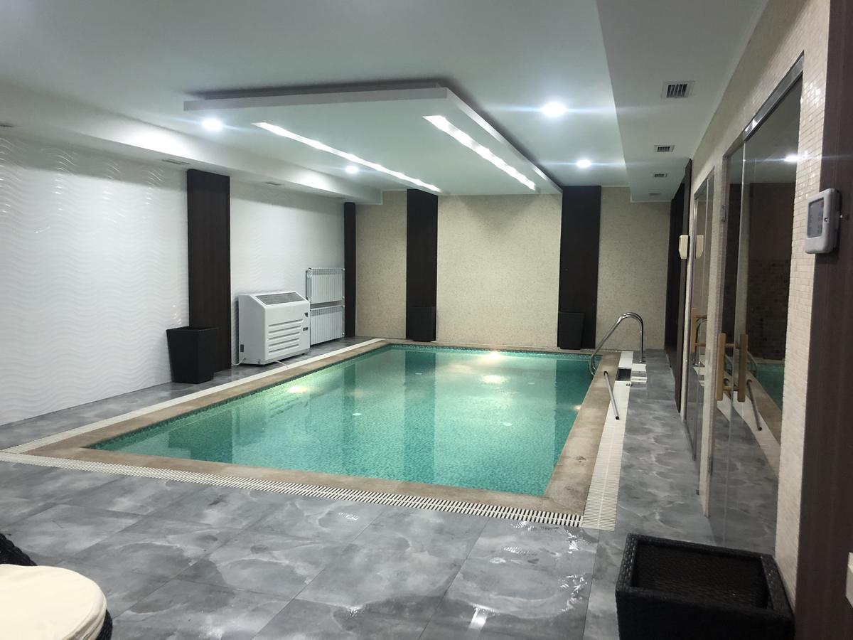 Astor Hotel & Spa Бишкек Екстериор снимка